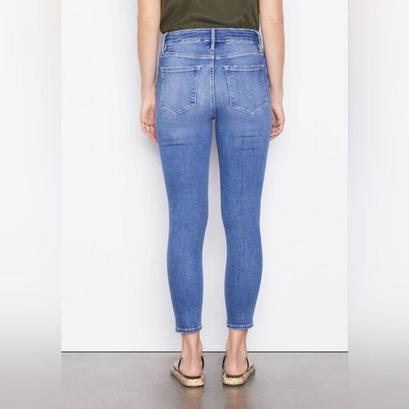 NEW FRAME - Le One Skinny Crop in Sapphire Size 2 - Picture 3 of 7